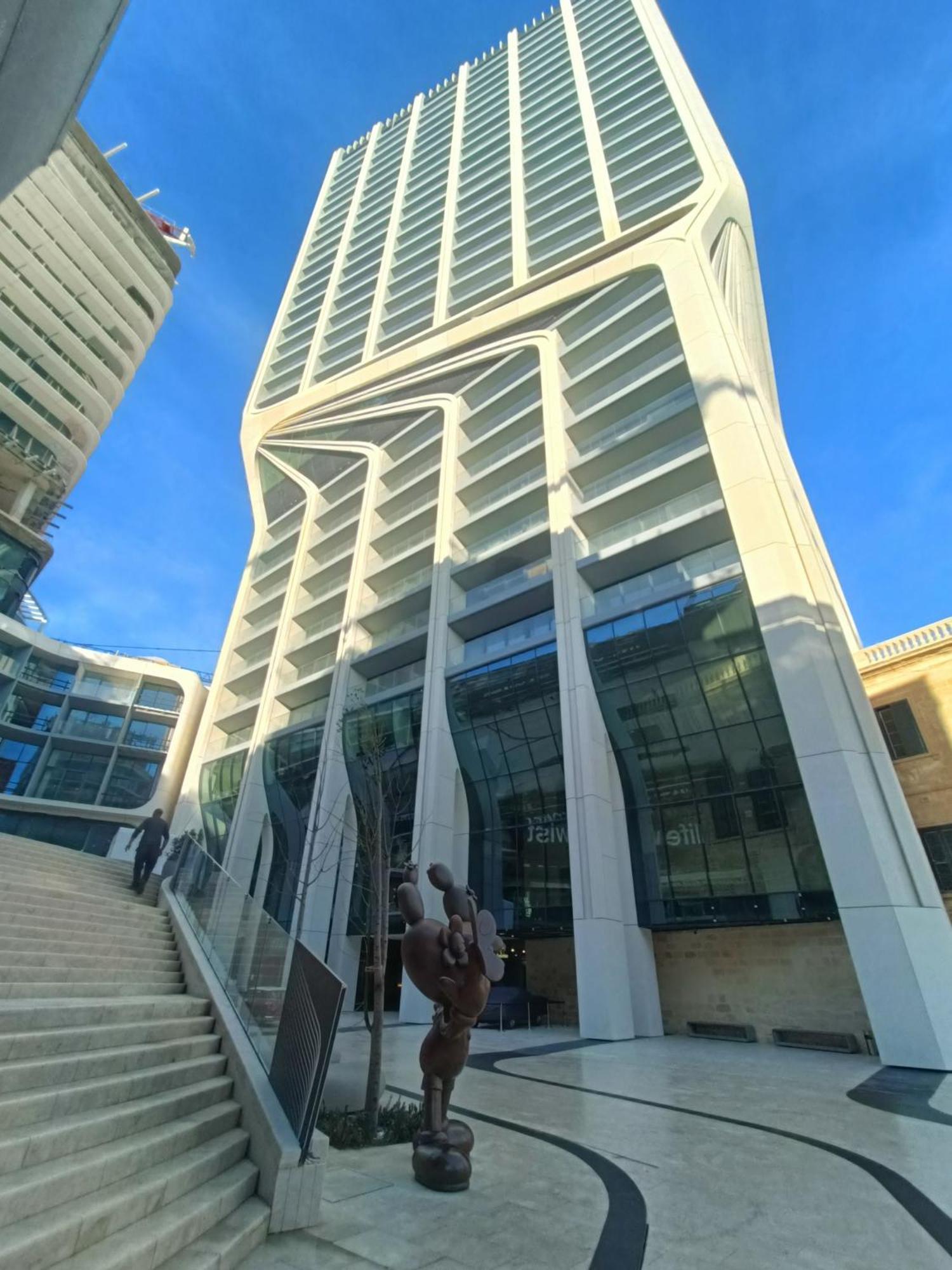 St Julian's Mercury Tower High Floor Studio In The Sky In Tallest Zaha Hadid Tower In Malta *
